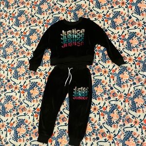 Size 5/6 (xs) Justice Kids Jogger Set